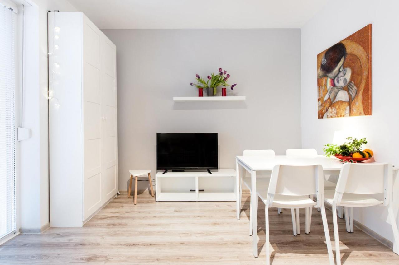 Apartmán Project Comfort Apartament Dywizjonu 303 175/8 Warszawa Exteriér fotografie