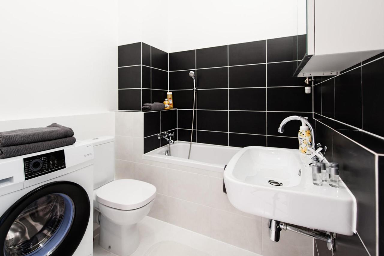 Apartmán Project Comfort Apartament Dywizjonu 303 175/8 Warszawa Exteriér fotografie
